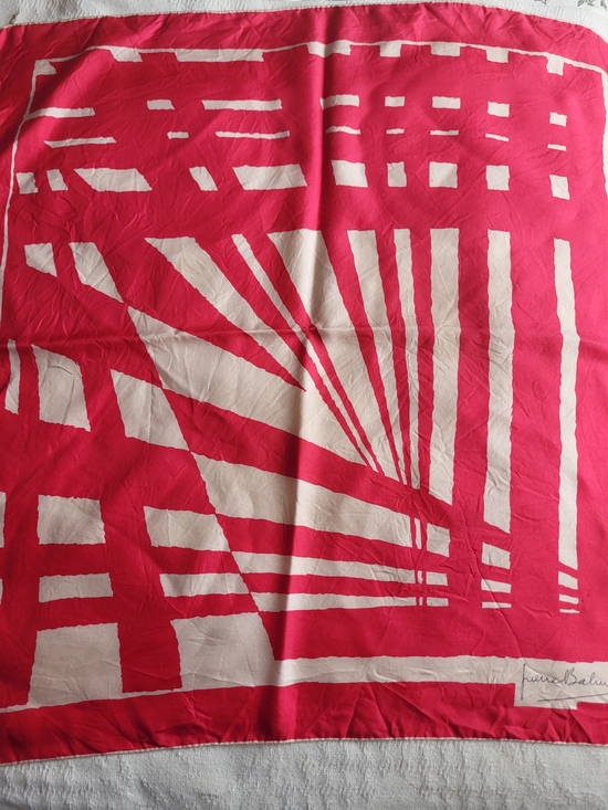 Pierre Balmain Accessories - Pierre Balmain Pink and Cream Signature Square Scarf